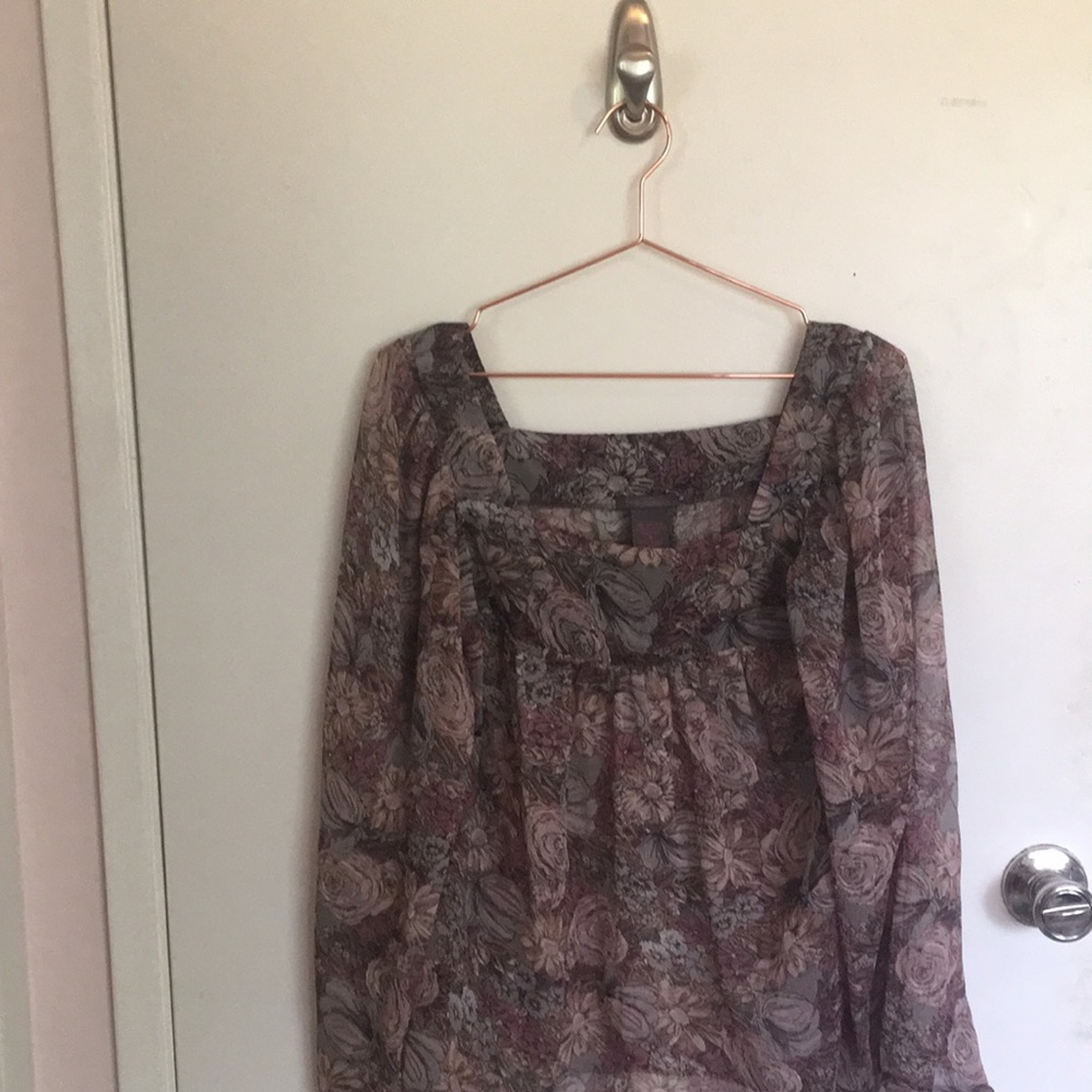 Purple flowy fire Los Angeles brand M shirt